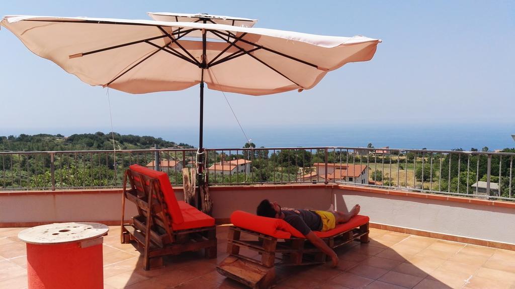 Agriturismo Agri Armonia Сан-Лючидо Экстерьер фото